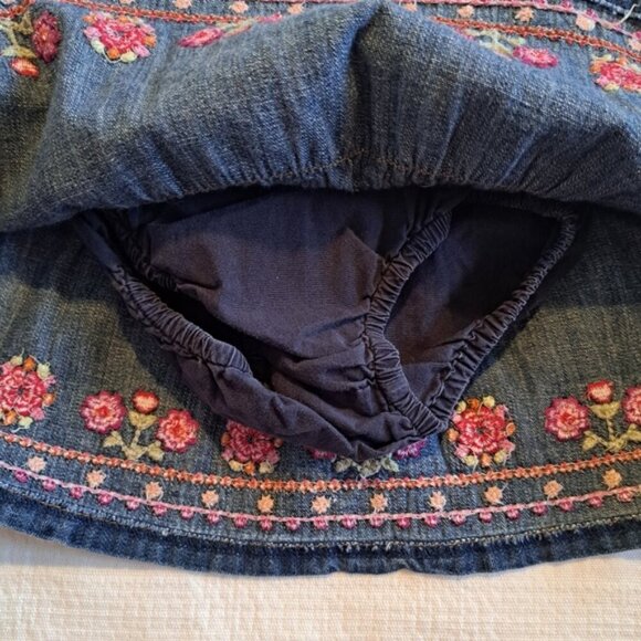 Gymboree girls size 2T Peruvian Doll jean skirt with embroidered flowers - Picture 2 of 3